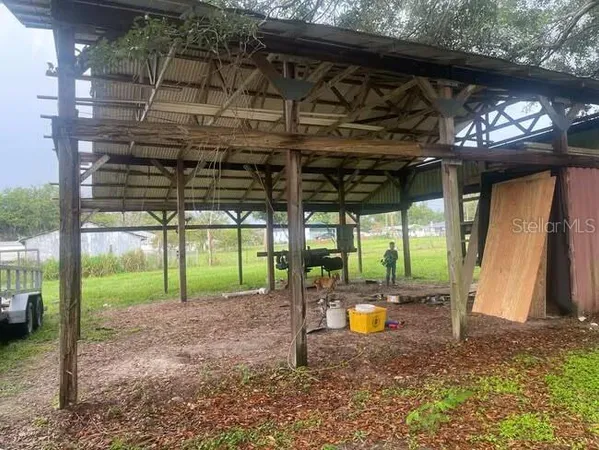 $2,000 | 745 Dean Street, Mulberry, FL 33860