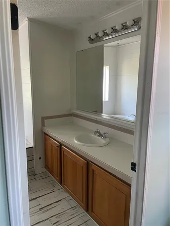 $1,800 | 745 Dean Street, Mulberry, FL 33860