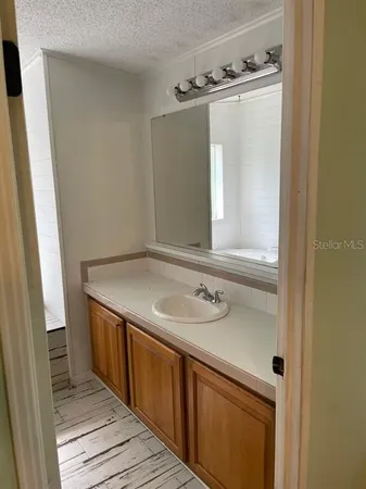 $2,000 | 745 Dean Street, Mulberry, FL 33860