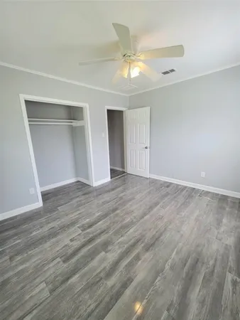 $1,900 | 701 18th Avenue North, Texas City, TX 77590