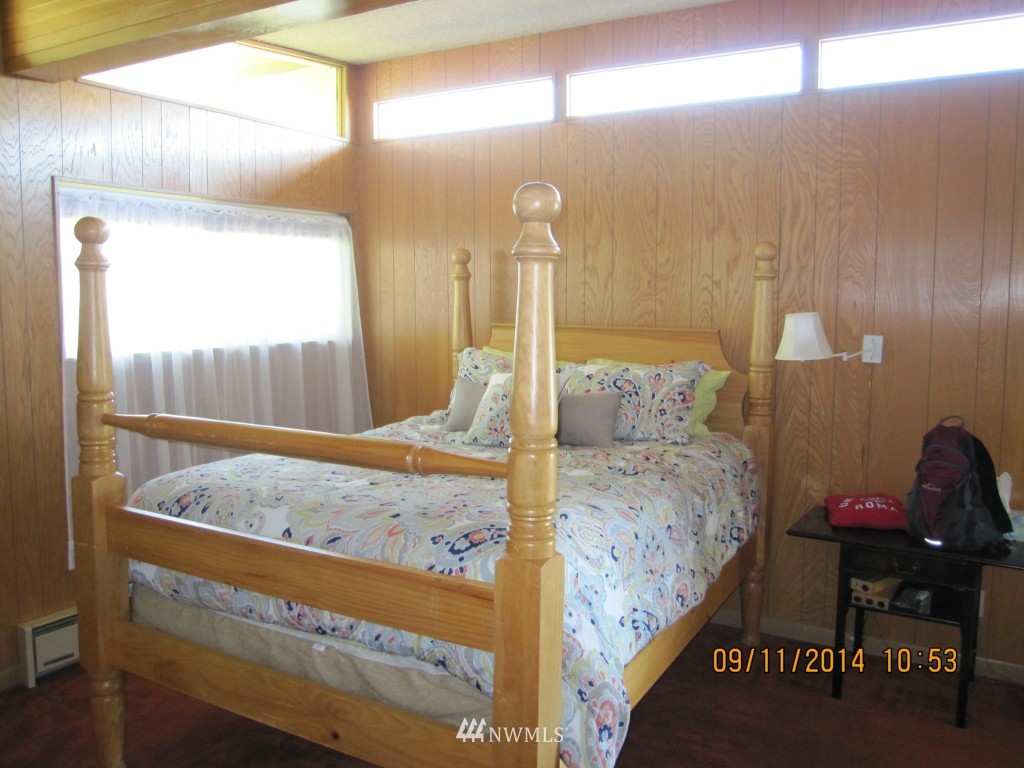 7710 East Grapeview Loop Road Allyn, WA 98524 - Photo 8 of 15 Gallery Image 8