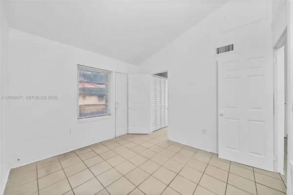 $1,700 | 840 Southwest 7th Street, Unit 850, Miami, FL 33130