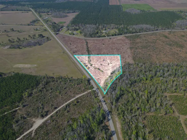 $70,400 | 275 Southwest Blountstown, Blountstown, FL 32424