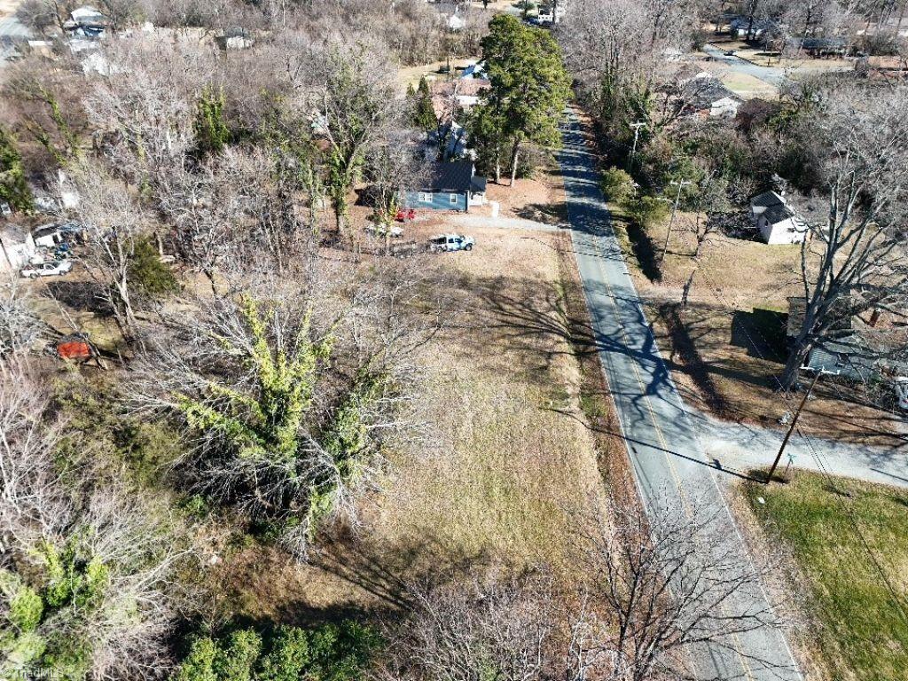 550 Townbranch Road Graham, NC 27253 - Photo 6 of 11 Gallery Image 6