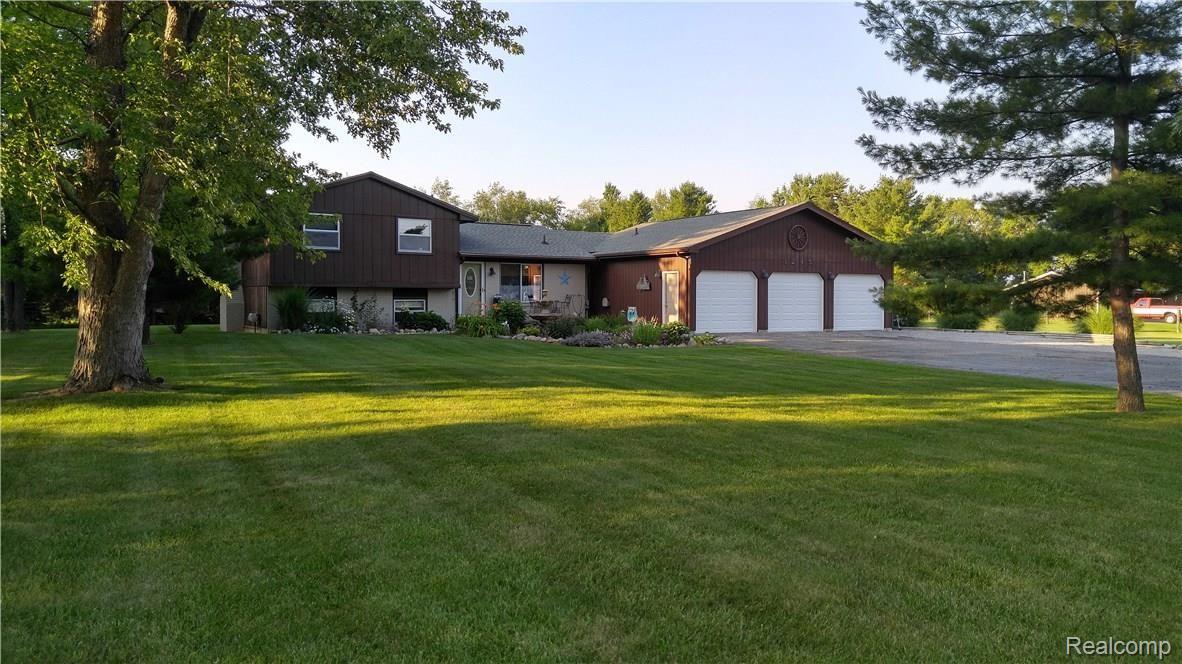 3245 South Fenton Road Holly, MI 48442 - Photo 1 of 30 3245 Fenton Front Exposure.jpg
