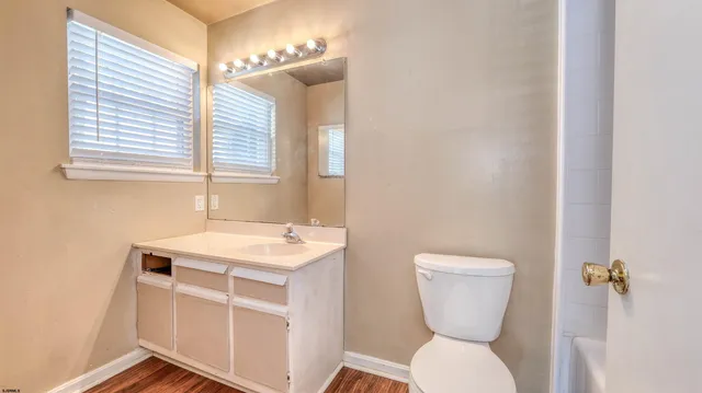 $186,000 | 109 Driftwood Court, Unit 109, Galloway Township, NJ 08205