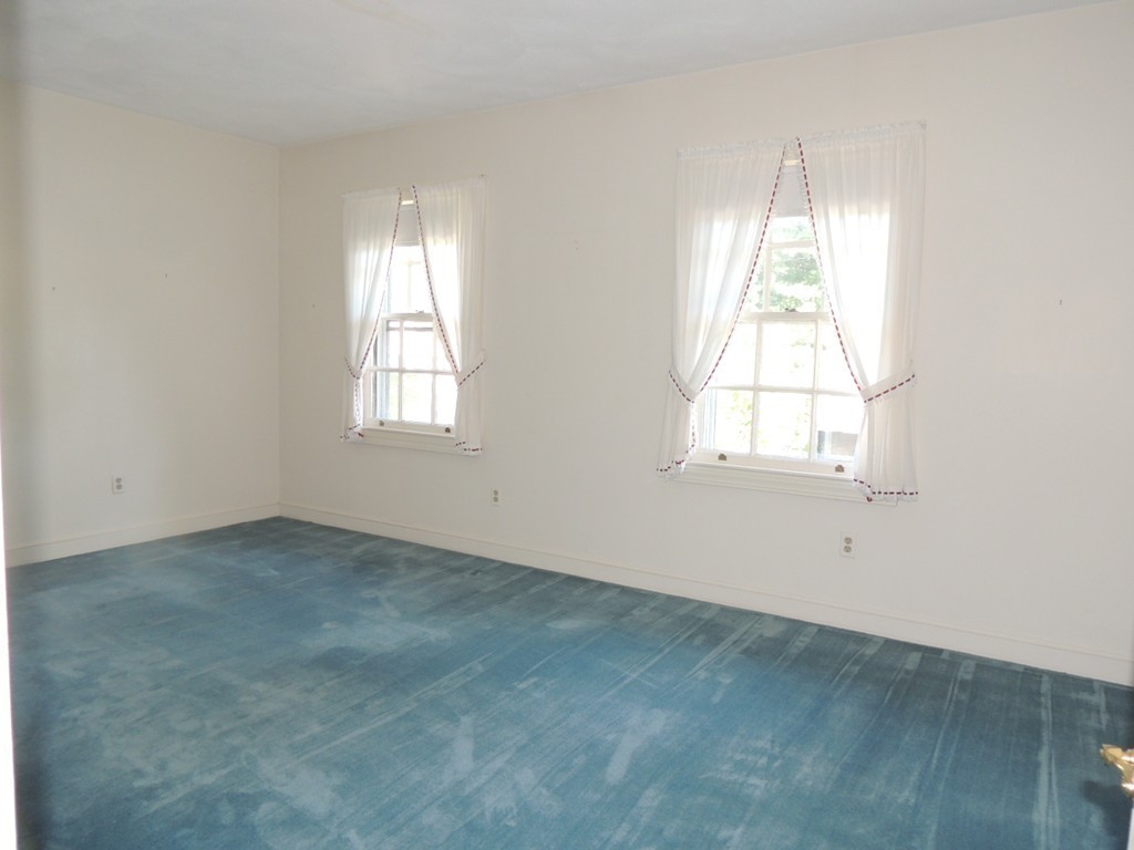 54 Oak Street, Unit 5 Beverly, MA 01915 - Photo 14 of 24