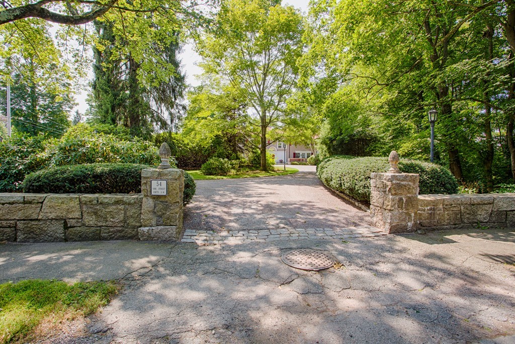 54 Oak Street, Unit 5 Beverly, MA 01915 - Photo 2 of 24