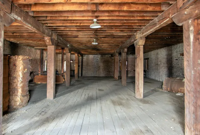 $1 | 55 West Water Street, Wabash, IN 46992