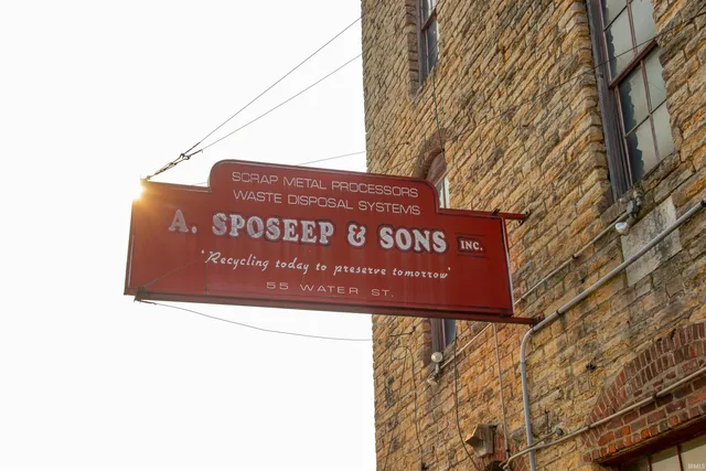 $1 | 55 West Water Street, Wabash, IN 46992