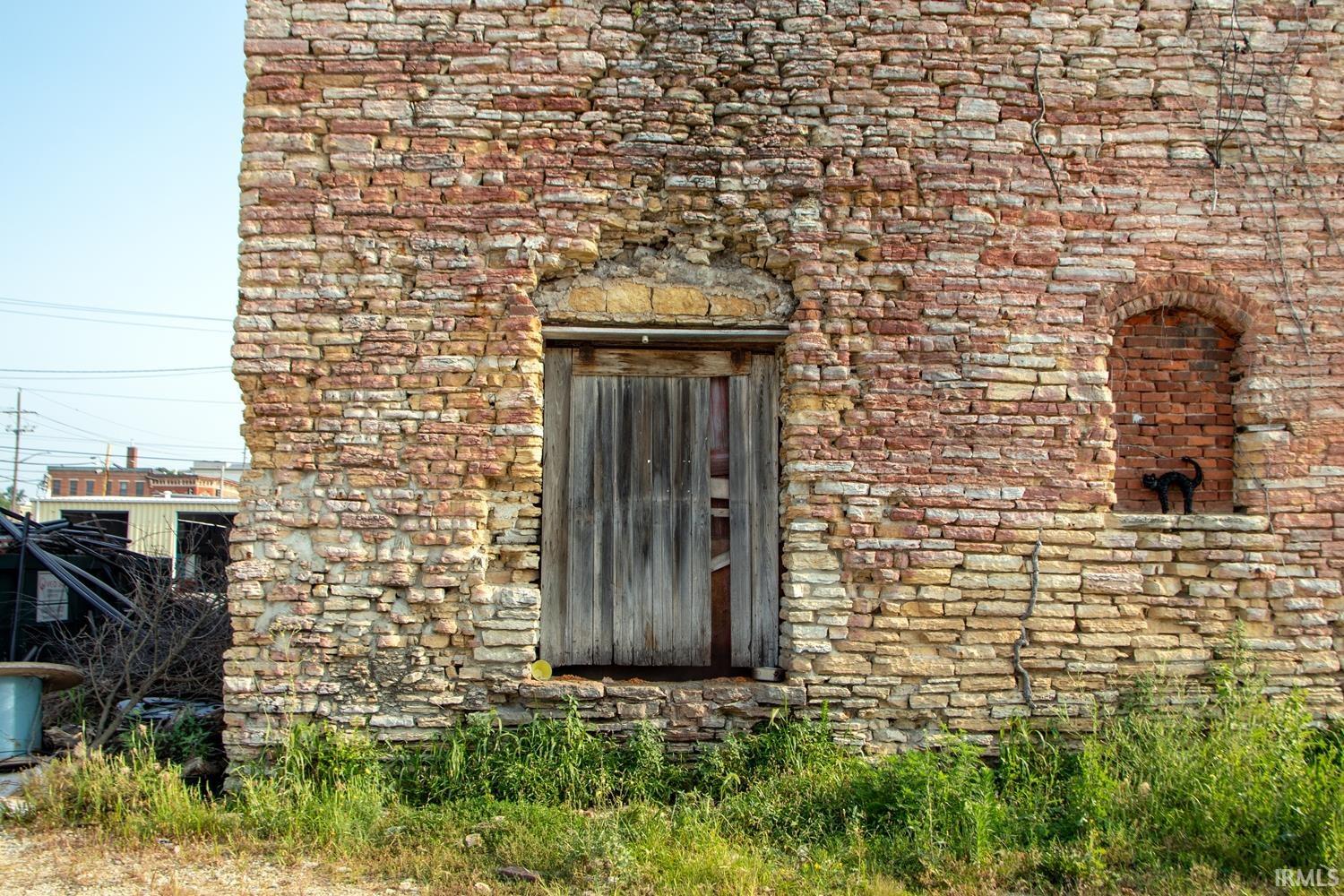 55 West Water Street Wabash, IN 46992 - Photo 10 of 33