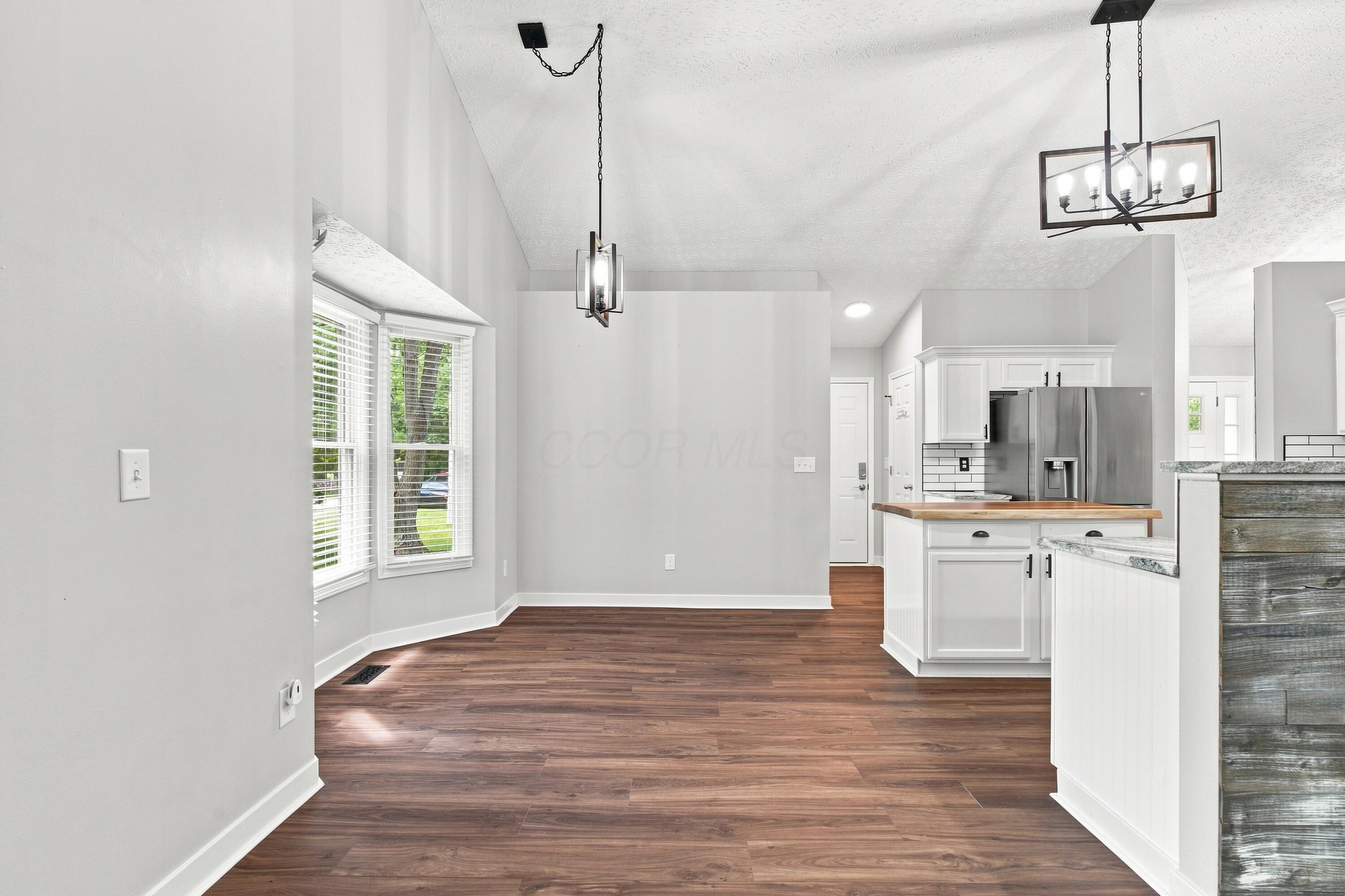 9825 Lynns Road Etna, OH 43062 - Photo 27 of 62 Dining Area