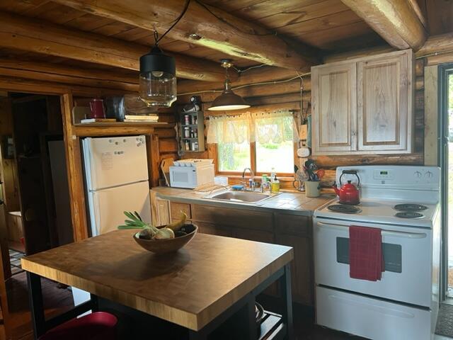 313 East Cottage Road Portage, ME 04768 - Photo 13 of 26 IMG_7299