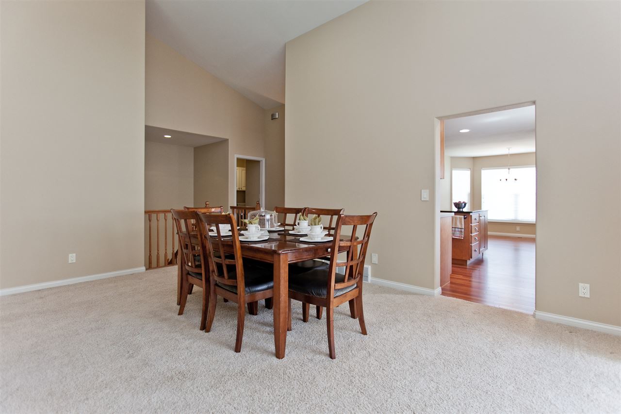 4025 North Willowbend Road Northeast Cedar Rapids, IA 52411 - Photo 6 of 44 Gallery Image 6