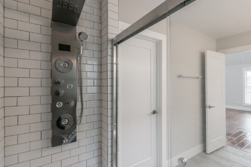 5904 B Morrow Road Nashville, TN 37209 - Photo 14 of 21 a bathroom with a shower