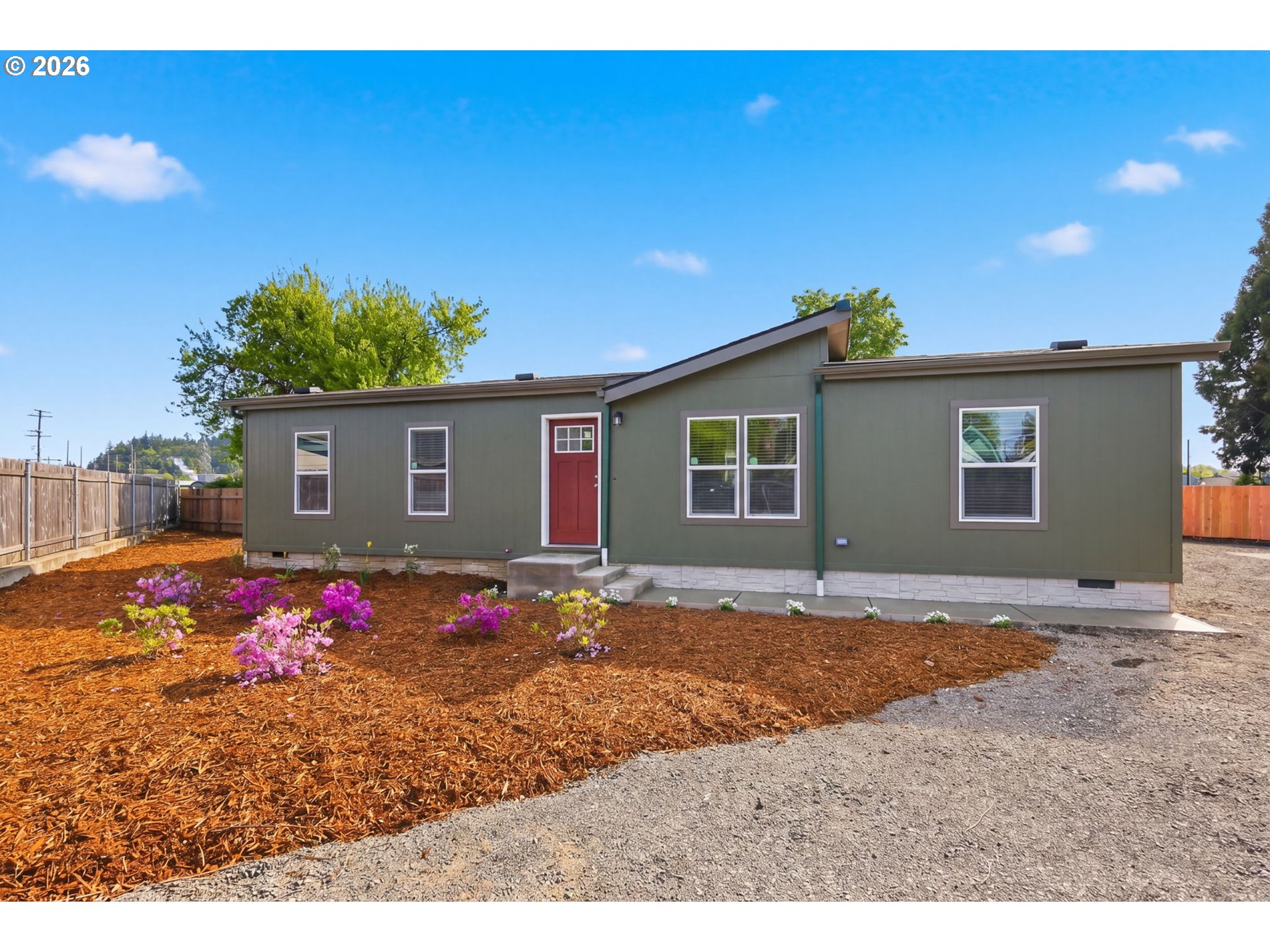 1551 A Street Springfield, OR 97477 - Photo 2 of 22 Gallery Image 2