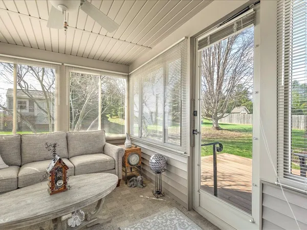 $254,900 | 6625 Sawgrass Drive, Rockford, IL 61114