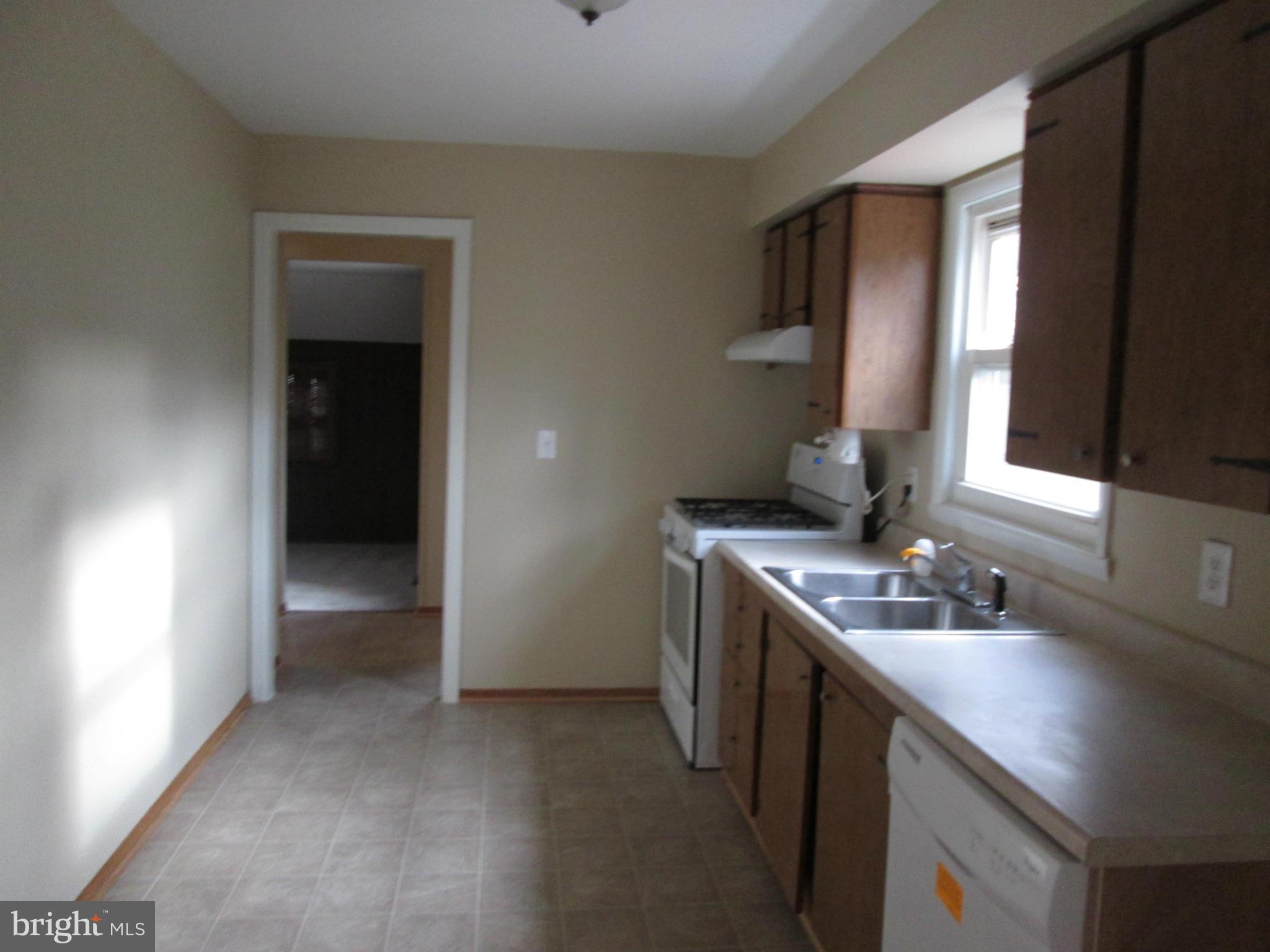1903 Hemlock Road Edgewood, MD 21040 - Photo 12 of 28 Kitchen