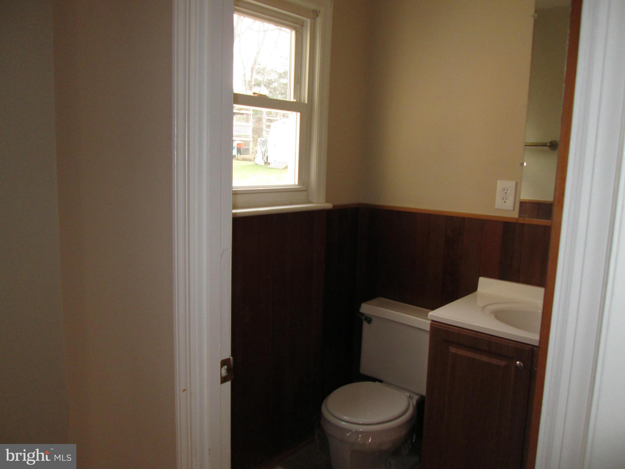 1903 Hemlock Road Edgewood, MD 21040 - Photo 9 of 28 Bath