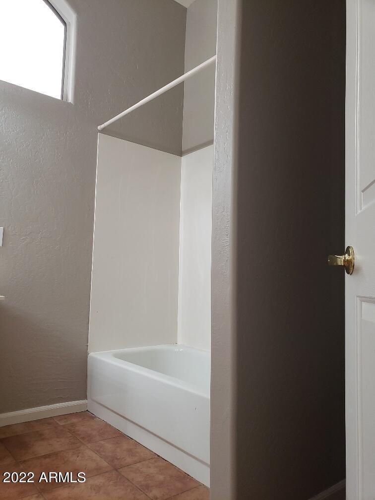 9556 East Kimberly Way Scottsdale, AZ 85255 - Photo 20 of 25 Hall Bath Tub Shower