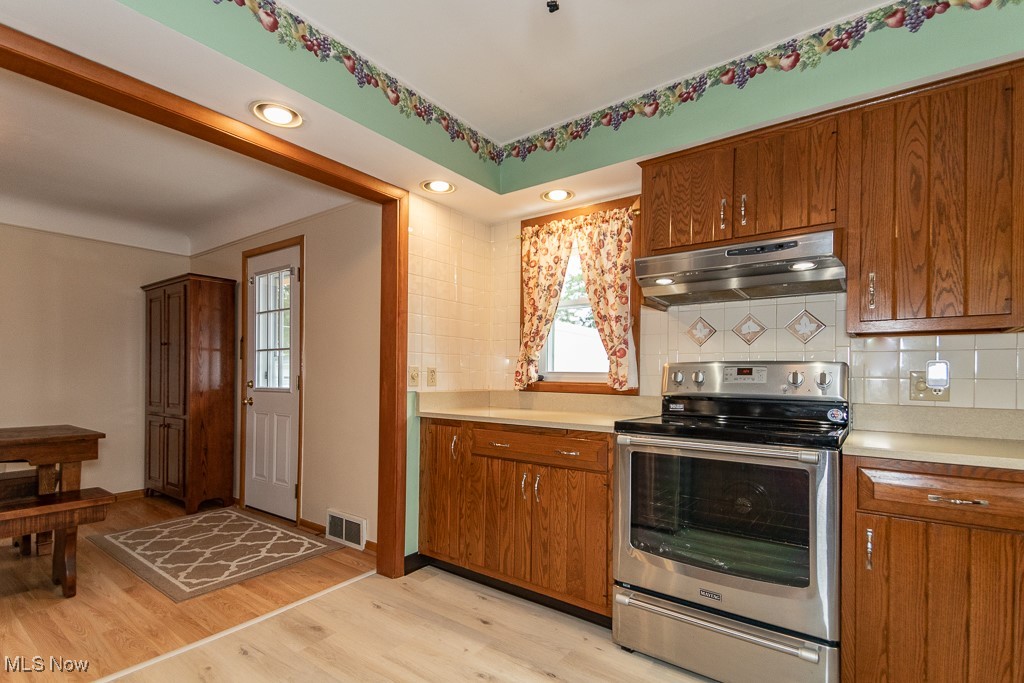 5440 Huron Road Cleveland, OH 44124 - Photo 11 of 34