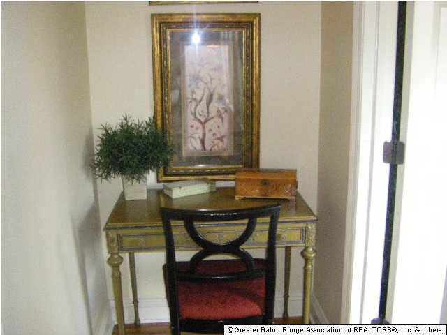 3207 Shadows Lake Drive Baton Rouge, LA 70816 - Photo 12 of 21 Gallery Image 12