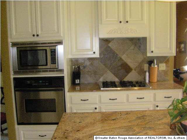 3207 Shadows Lake Drive Baton Rouge, LA 70816 - Photo 5 of 21 Gallery Image 5