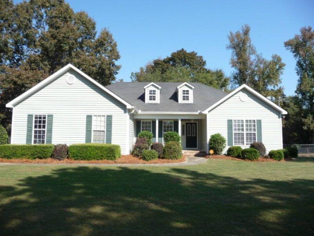 6546 Rogers Road Lizella, GA 31052 - Photo 1 of 16 Primary Photo