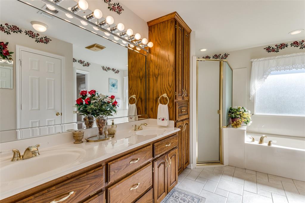 345 Huggins Drive Springtown, TX 76082 - Photo 16 of 26