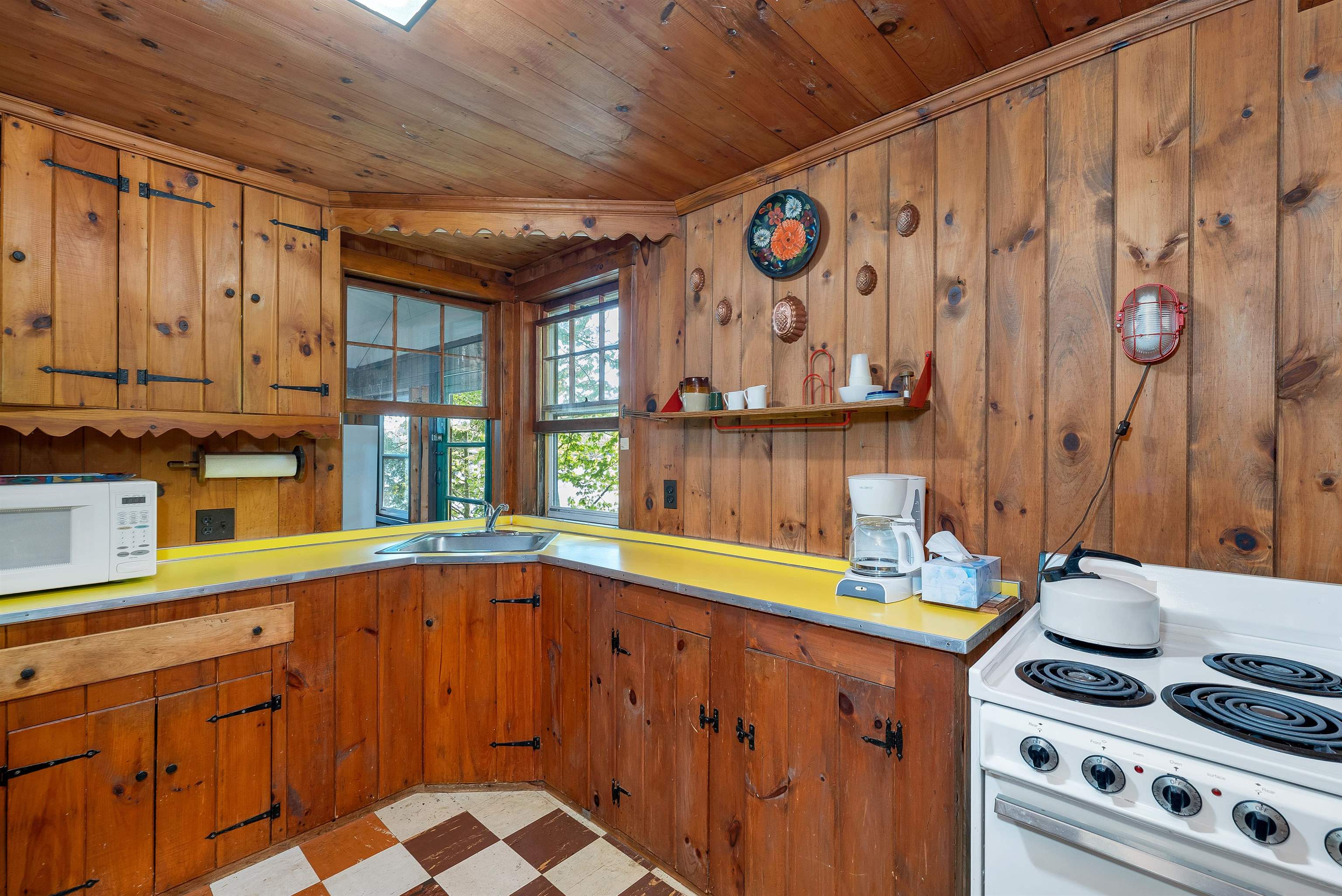 72 South Shore Road New Durham, NH 03855 - Photo 10 of 45