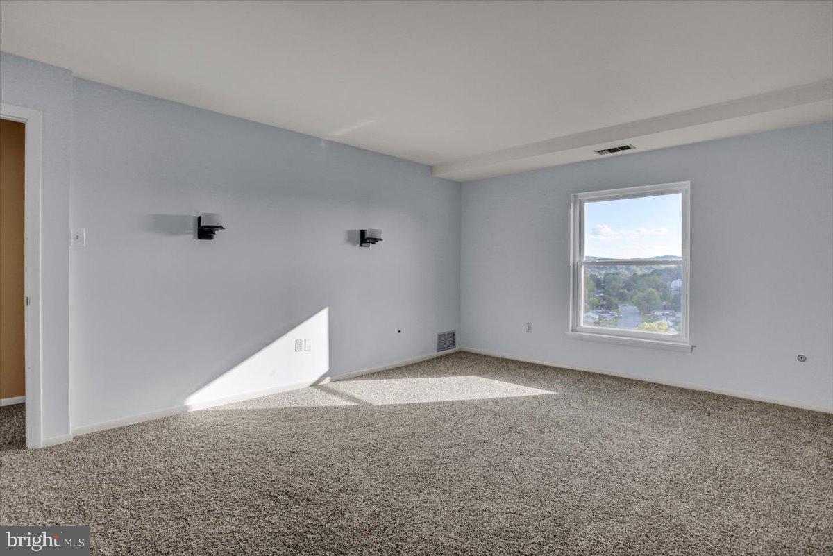 1375 Pershing Boulevard, Unit 809 Reading, PA 19607 - Photo 28 of 40 Gallery Image 28