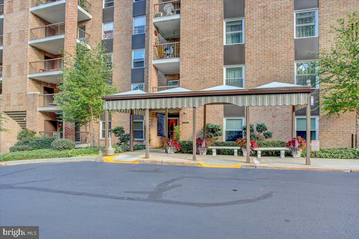 1375 Pershing Boulevard, Unit 809 Reading, PA 19607 - Photo 3 of 40 Gallery Image 3