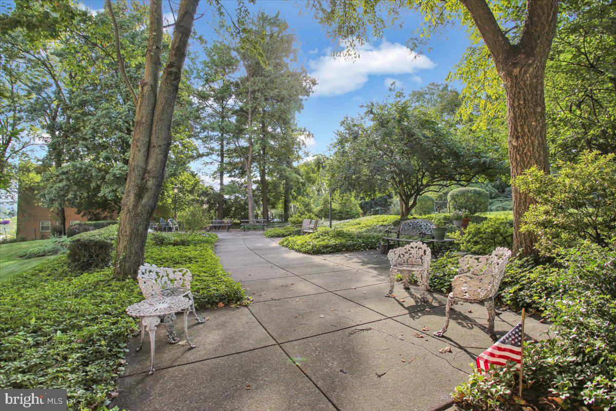 1375 Pershing Boulevard, Unit 809 Reading, PA 19607 - Photo 4 of 40 Gallery Image 4