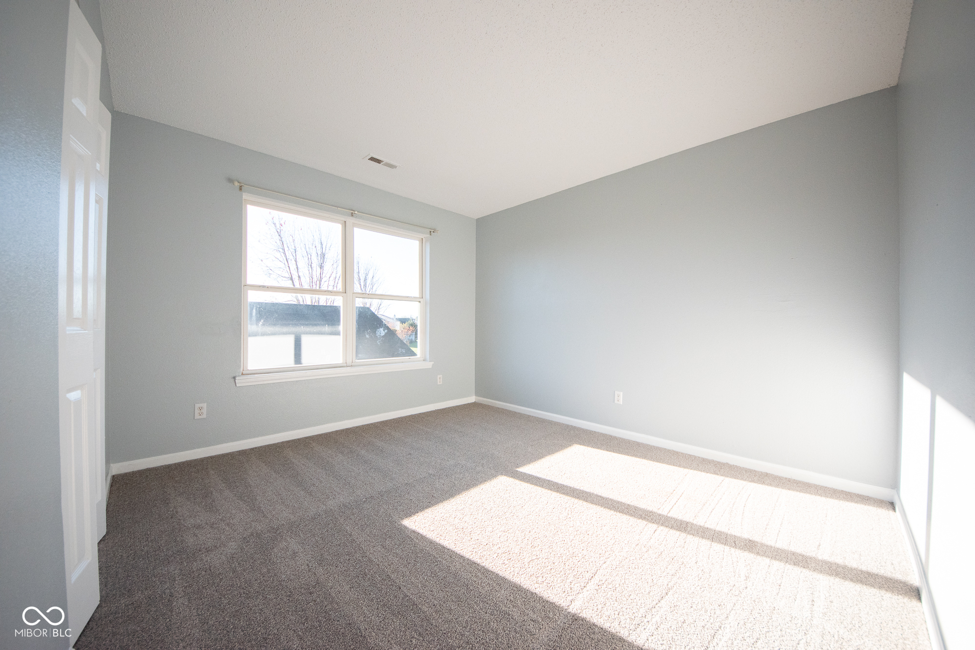 5552 Rambling Drive Indianapolis, IN 46239 - Photo 28 of 38 Gallery Image 28