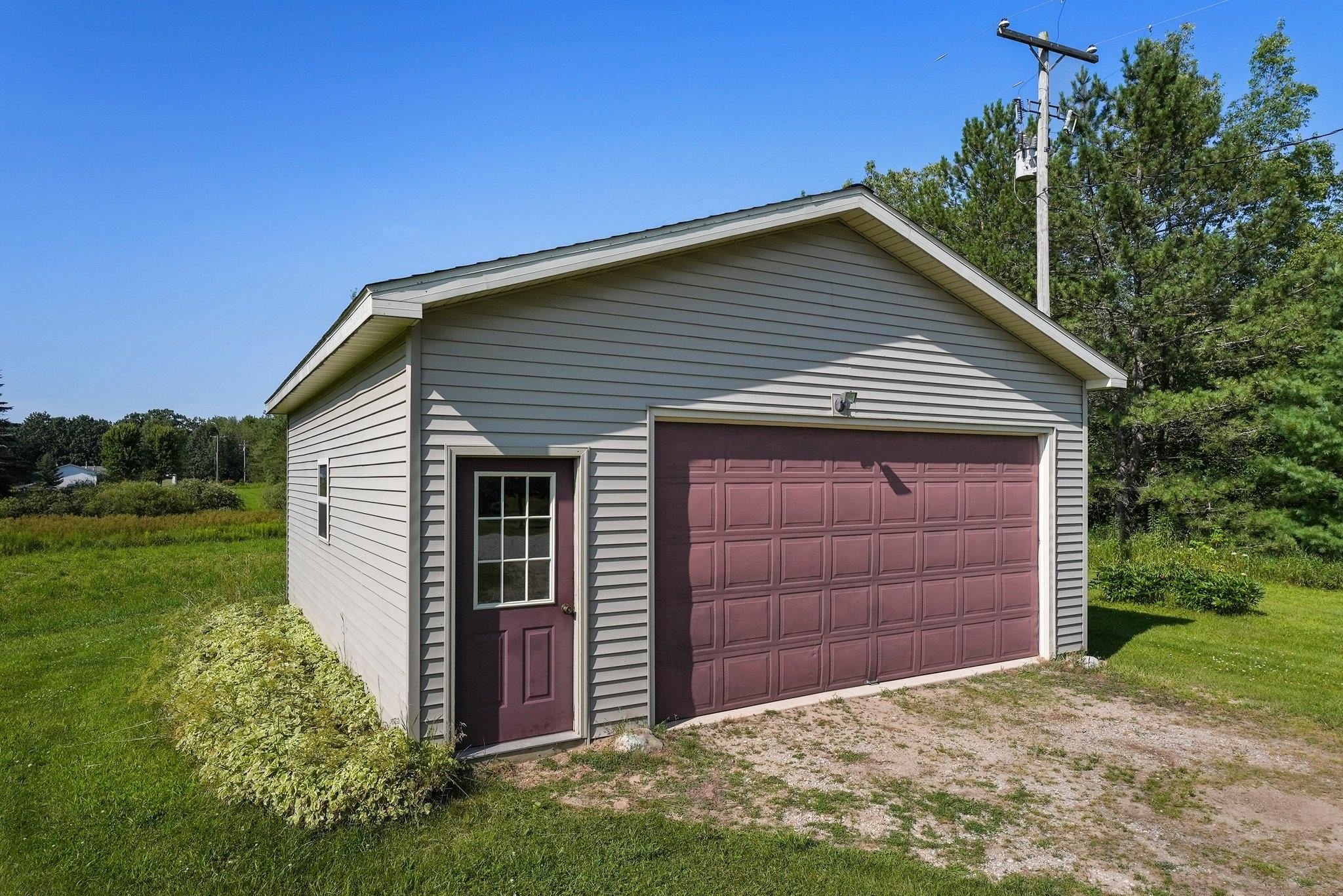 5154 South Blodgett Road Lake City, MI 49651 - Photo 10 of 44