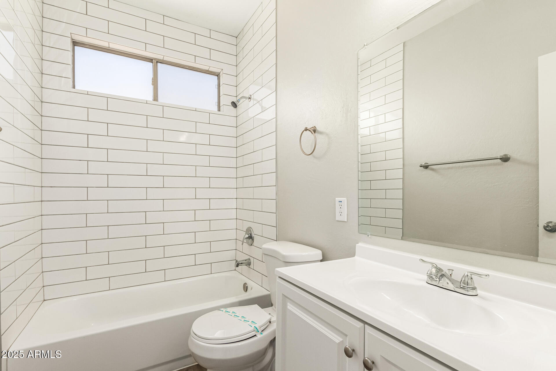2313 West Carter Road Phoenix, AZ 85041 - Photo 25 of 32