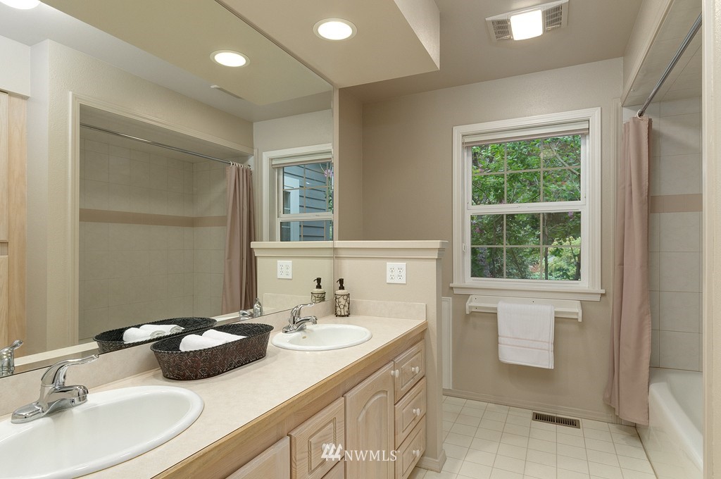 25822 Highland Road Northeast Kingston, WA 98346 - Photo 11 of 25 Gallery Image 11