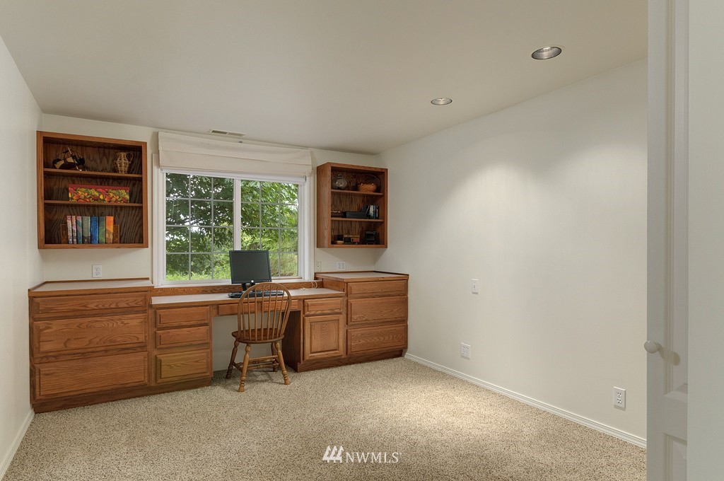 25822 Highland Road Northeast Kingston, WA 98346 - Photo 15 of 25 Gallery Image 15