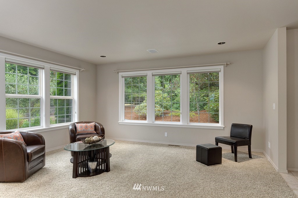 25822 Highland Road Northeast Kingston, WA 98346 - Photo 4 of 25 Gallery Image 4