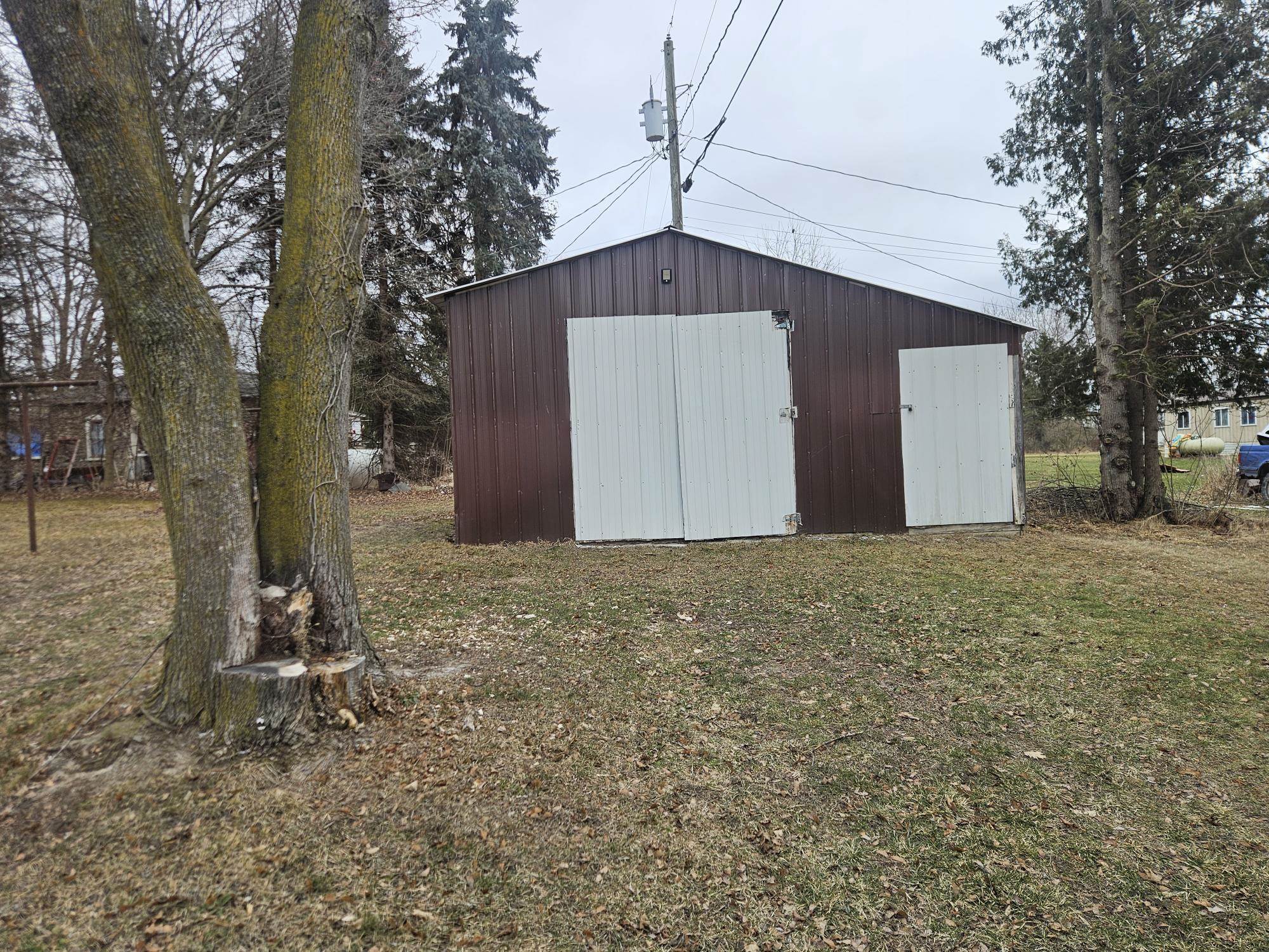 8050 West Gerardin Road Lake, MI 48632 - Photo 2 of 6 1931326-70c3b588-f9ee-44dd-ade8-e01ab228d054.JPG
