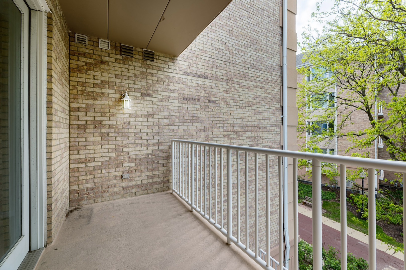 1715 Pavilion Way, Unit 307 Park Ridge, IL 60068 - Photo 31 of 35