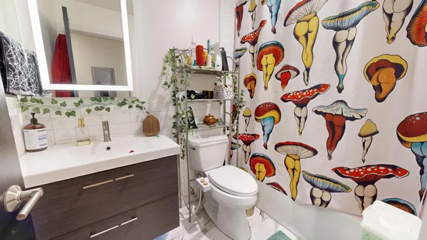 $1,745 | 2109 Blaisdell Avenue, Unit 403, Minneapolis, MN 55404