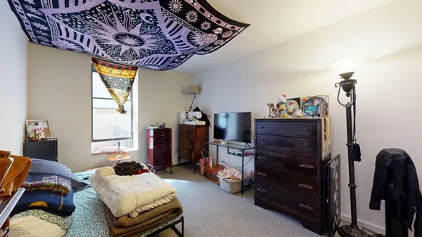 $1,745 | 2109 Blaisdell Avenue, Unit 403, Minneapolis, MN 55404