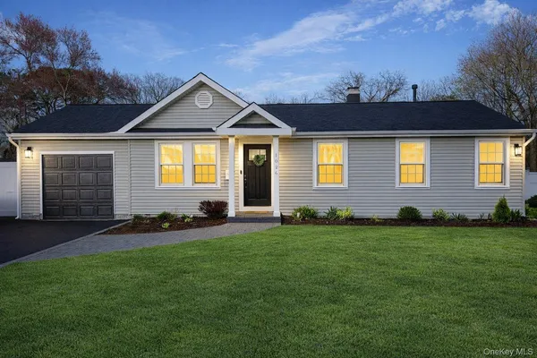 $599,000 | 1026 Howells Road, Bay Shore, NY 11706