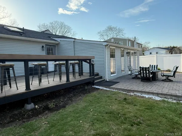 $599,000 | 1026 Howells Road, Bay Shore, NY 11706