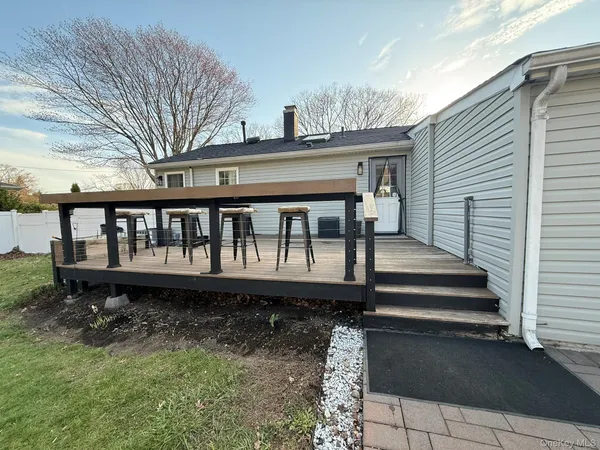 $599,000 | 1026 Howells Road, Bay Shore, NY 11706