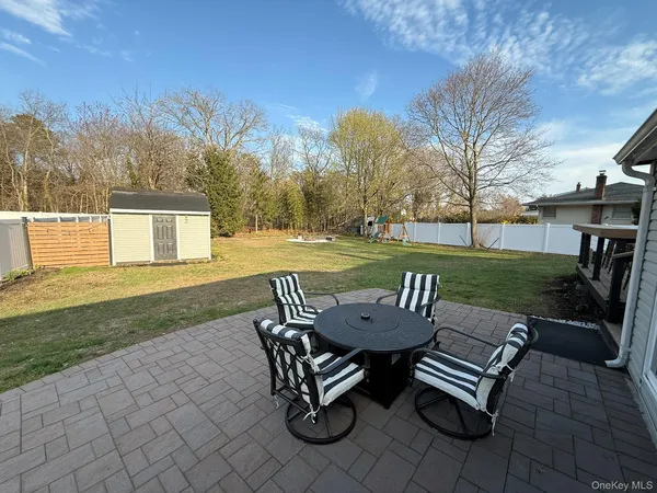 $599,000 | 1026 Howells Road, Bay Shore, NY 11706