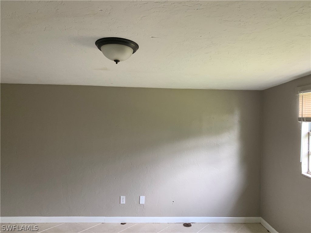 2819 W Road Fort Myers, FL 33905 - Photo 9 of 12