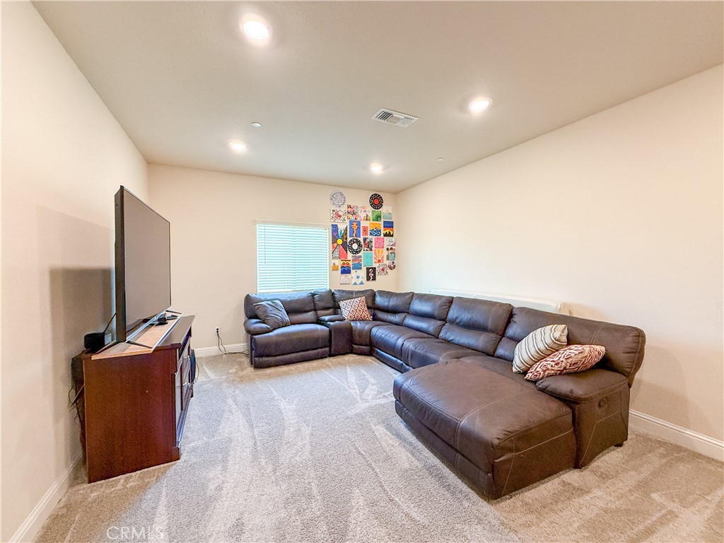 4407 Kerr Court Merced, CA 95348 - Photo 10 of 30 Upstairs Den and Family Room