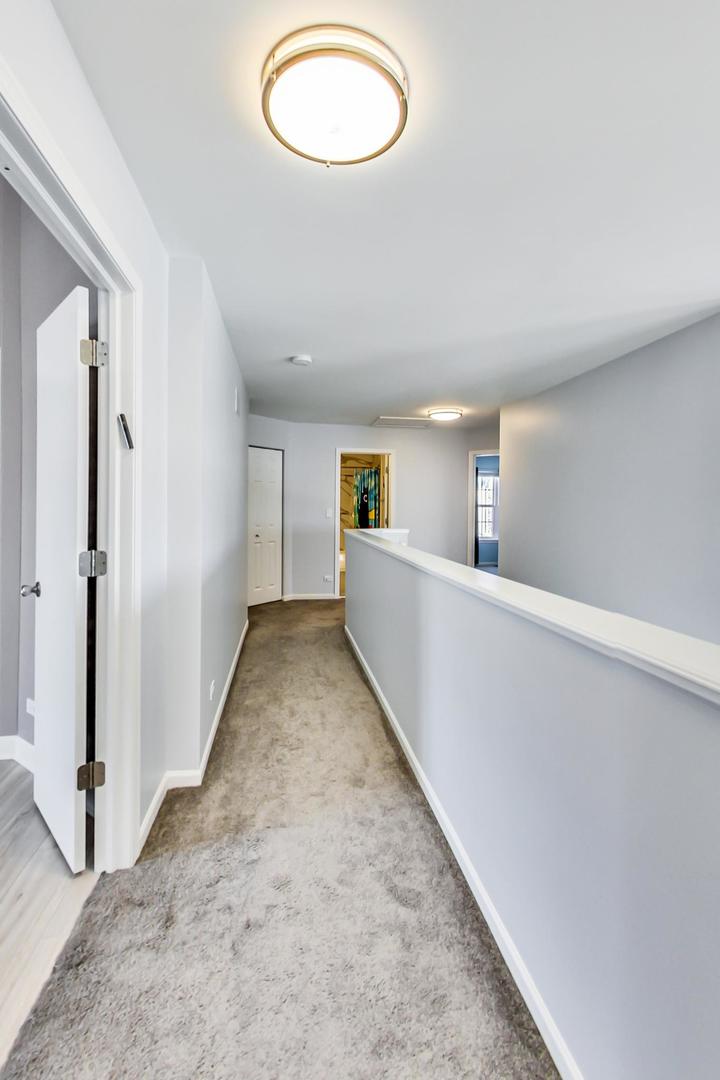 7311 Dada Drive Gurnee, IL 60031 - Photo 22 of 51 en view interior of the house